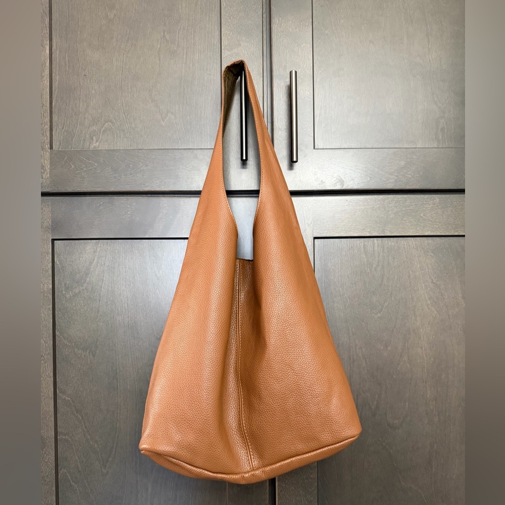 Scarlett Vestirsi Chestnut Leather Hobo Bag